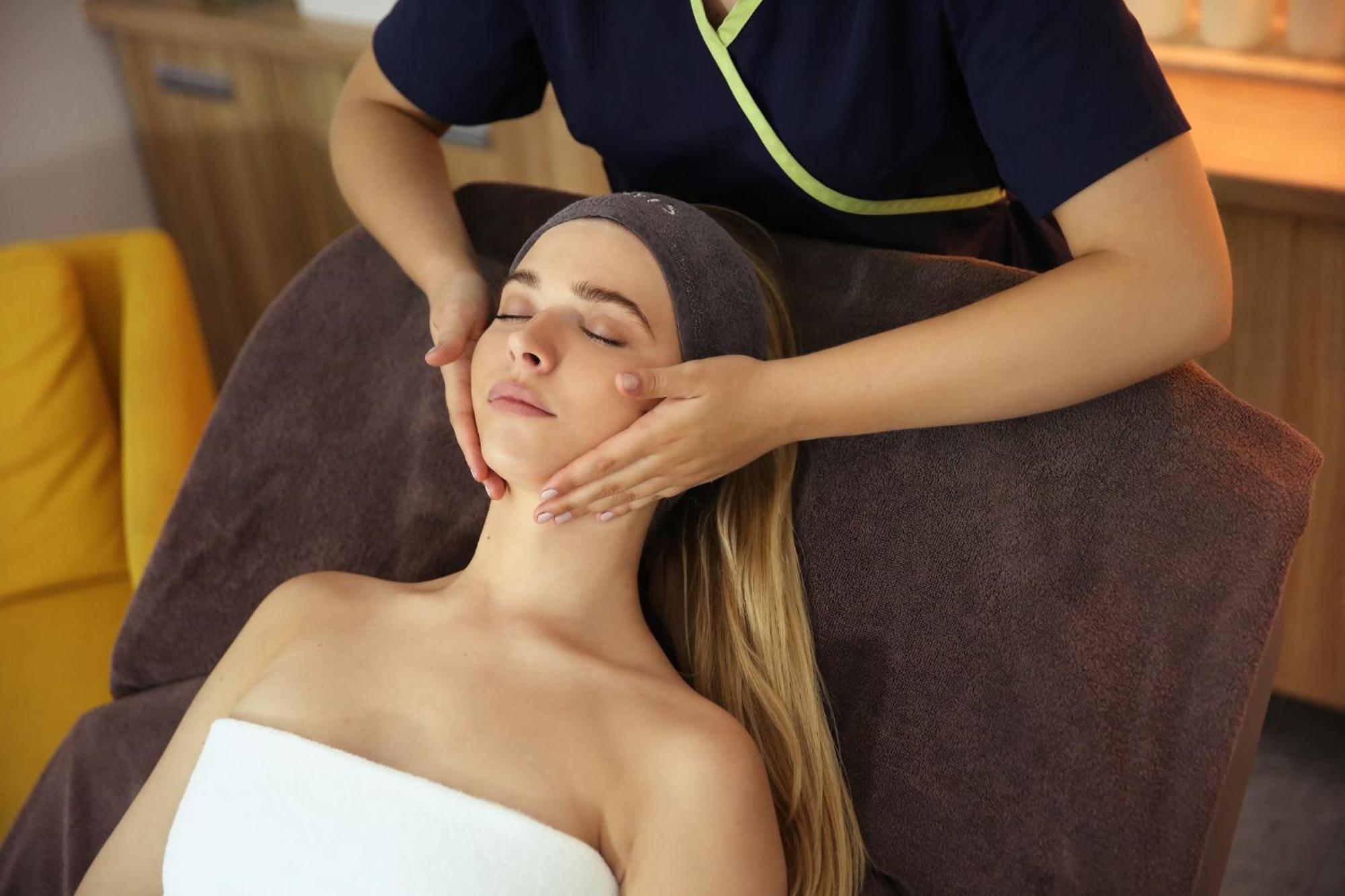 Notera Hotel Spa Хажуковы Экстерьер фото