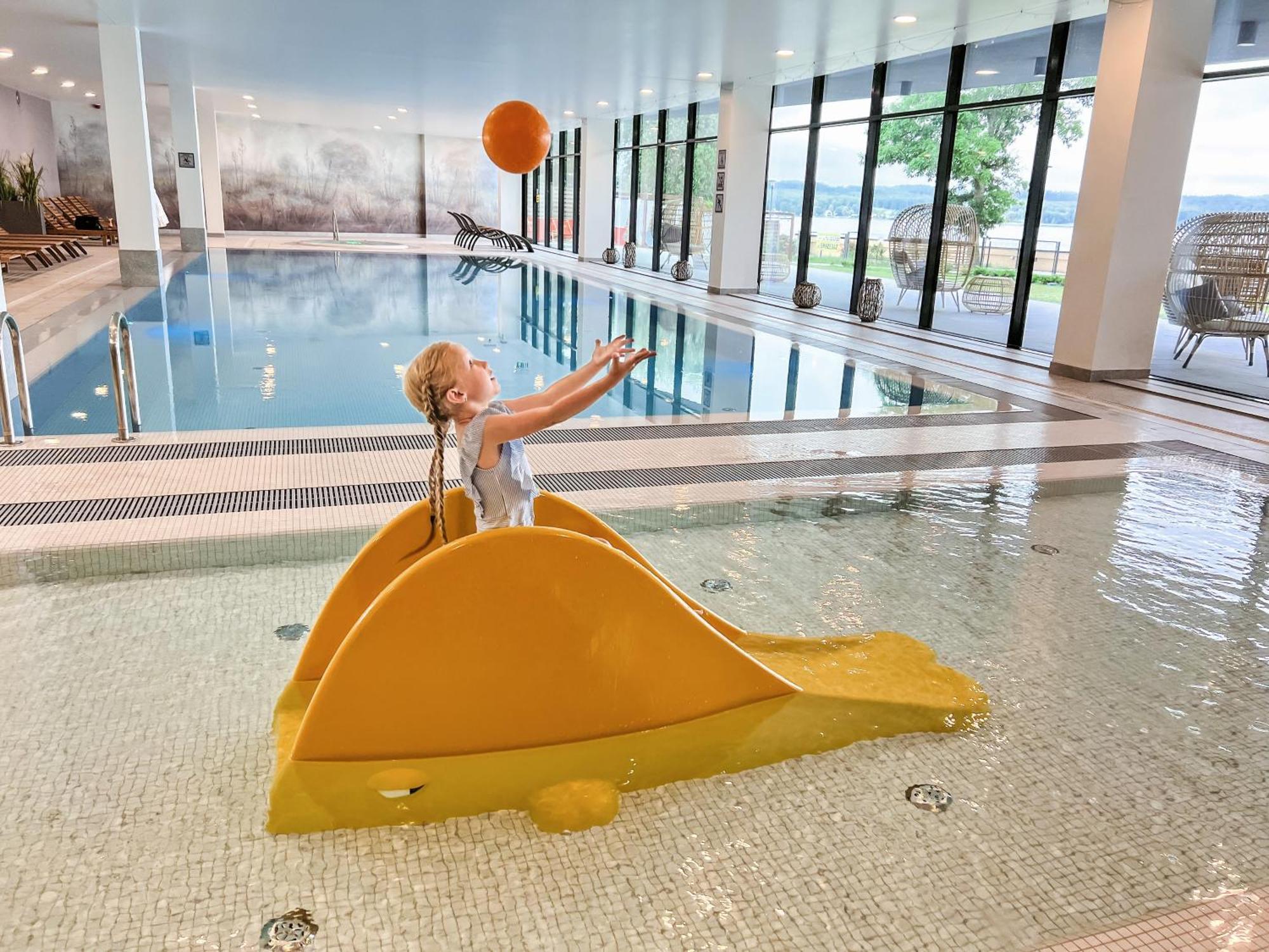 Notera Hotel Spa Хажуковы Экстерьер фото